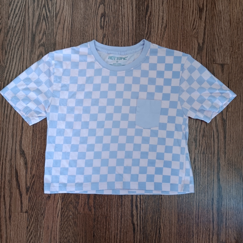 Cropped short sleeve Hot Topic shirt, size small, pink and purple checkered